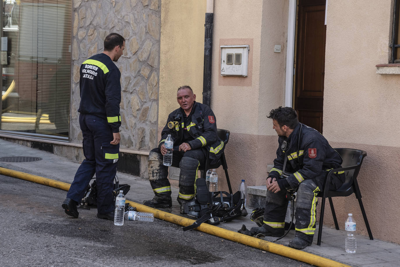 El incendio de una casa en Cantalejo, en imágenes