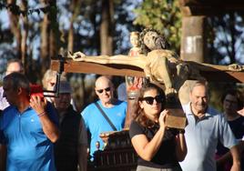 El Cristo y la Virgen de Castilviejo ya están en la iglesia de Santa María de Rioseco