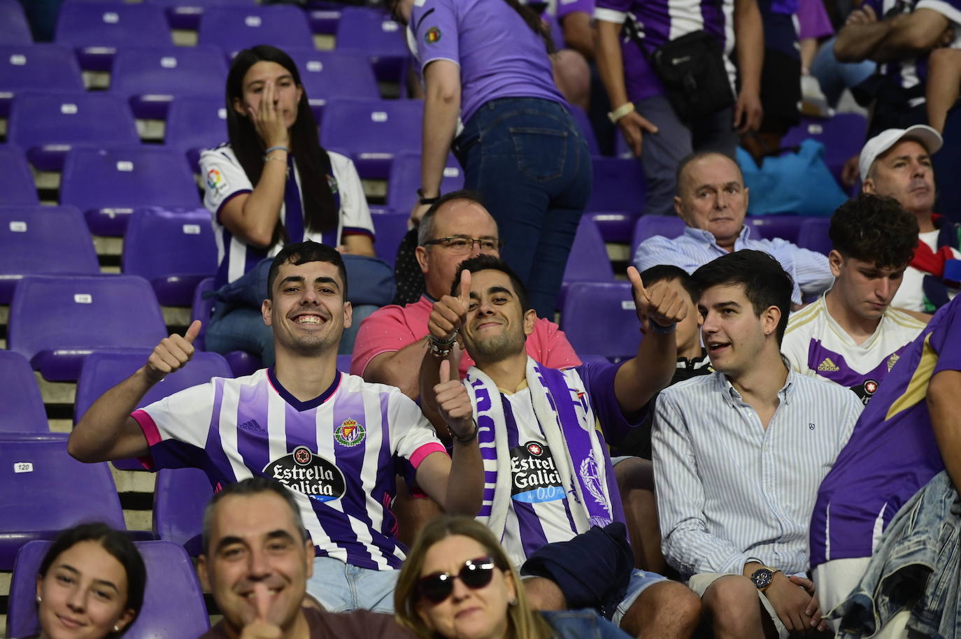 Búscate en la grada del José Zorrilla (1/4)