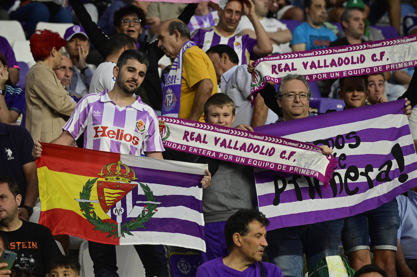 Búscate en la grada del José Zorrilla (1/4)