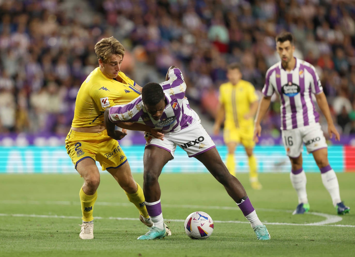 El partido entre en Real Valladolid y el Alcorcón, en imágenes (1/3)