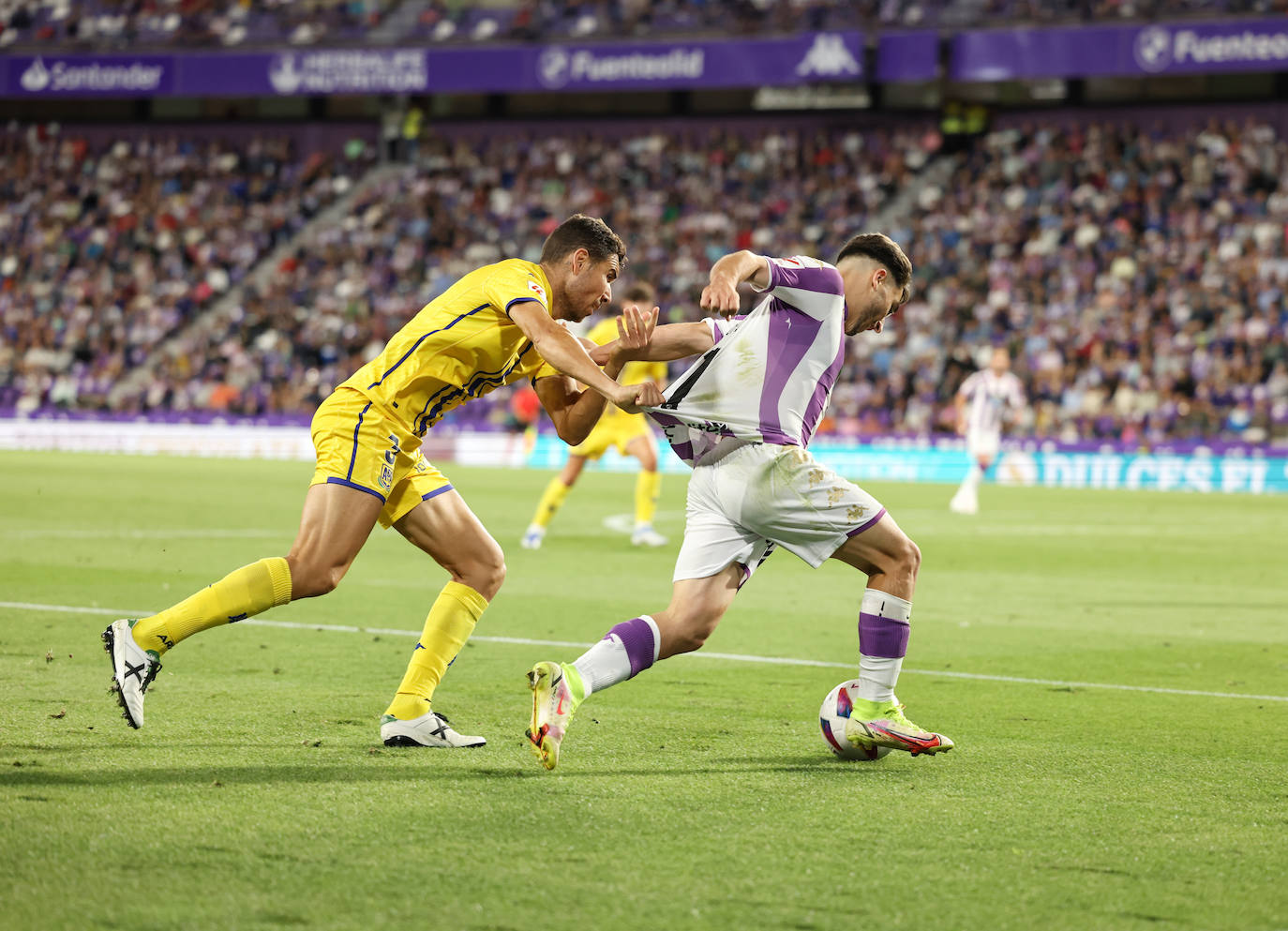 El partido entre en Real Valladolid y el Alcorcón, en imágenes (3/3)