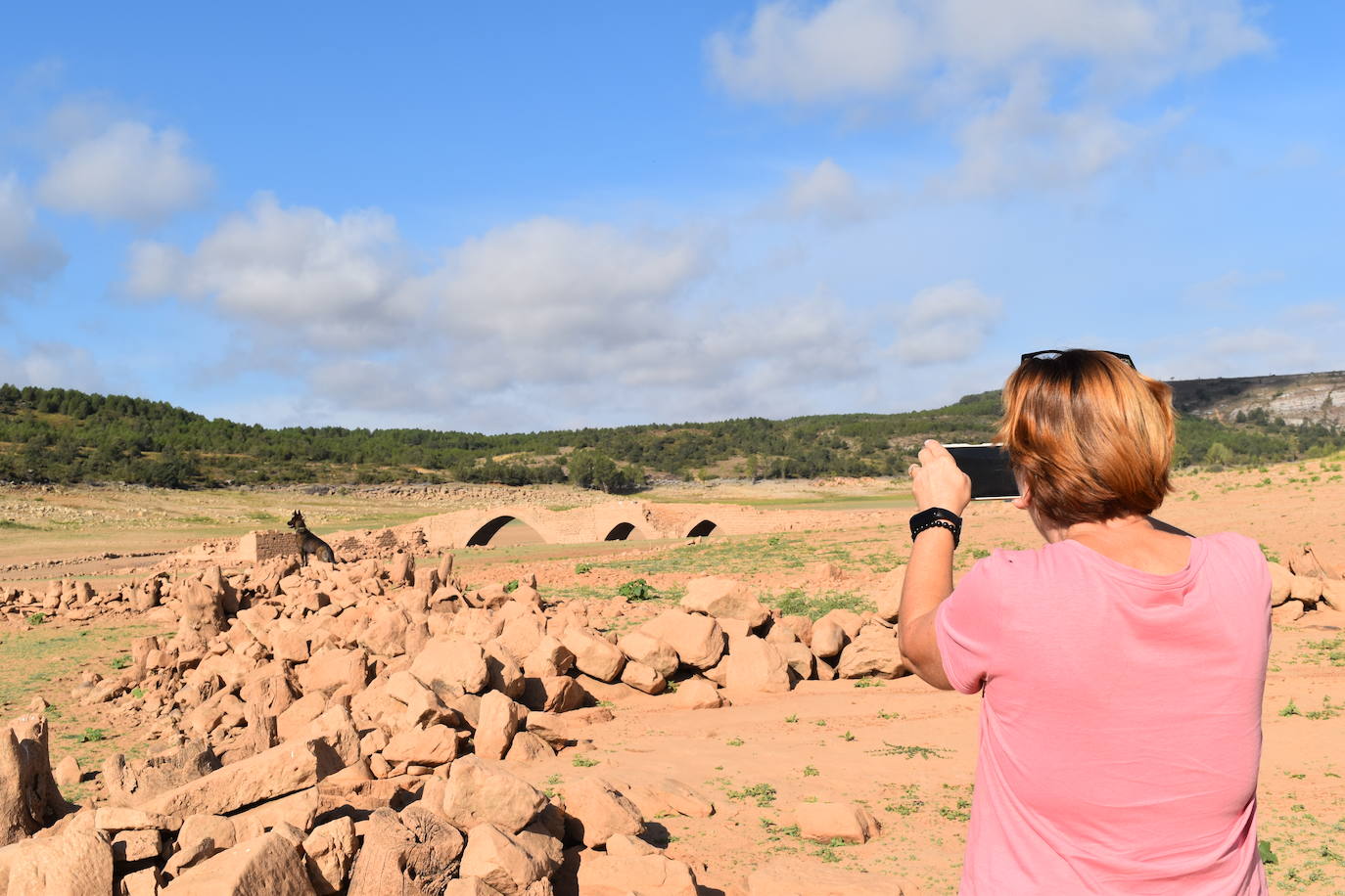 Emergen pueblos anegados por el pantano de Aguilar