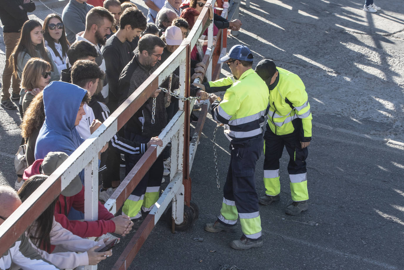 El segundo encierro de las fiestas de Cuéllar, en imágenes (2/2)