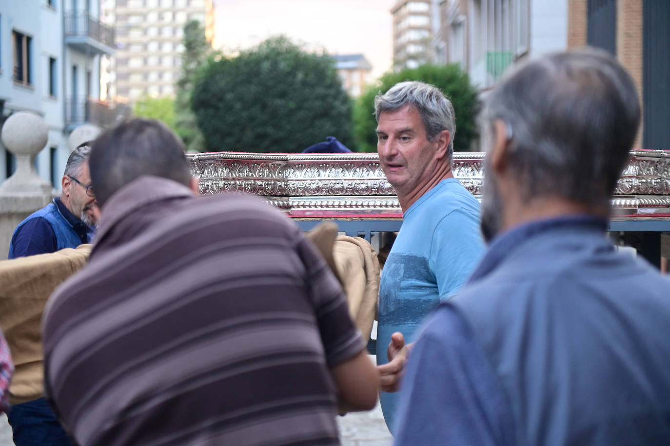 Los preparativos de la procesión de la Virgen de San Lorenzo, en imágenes