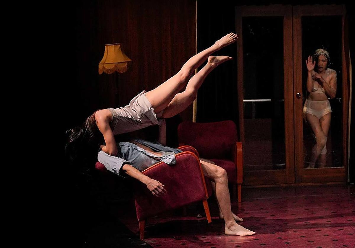 Pepping Tom trae 'Diptych'.