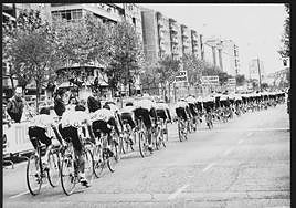 El paso de la Vuelta Ciclista a España por el paseo Zorrilla en 1989.
