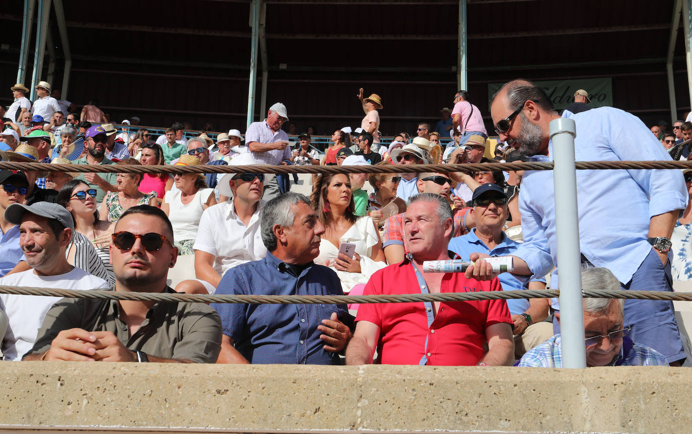 Público en la segunda corrida de toros de San Antolín | El Norte de Castilla