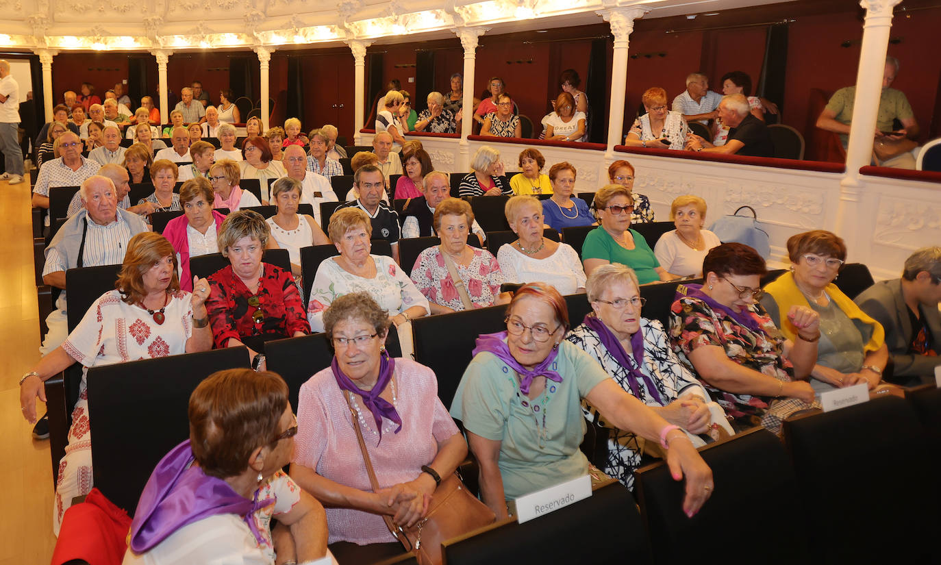 Reunión de casas regionales de Palencia por San Antolín