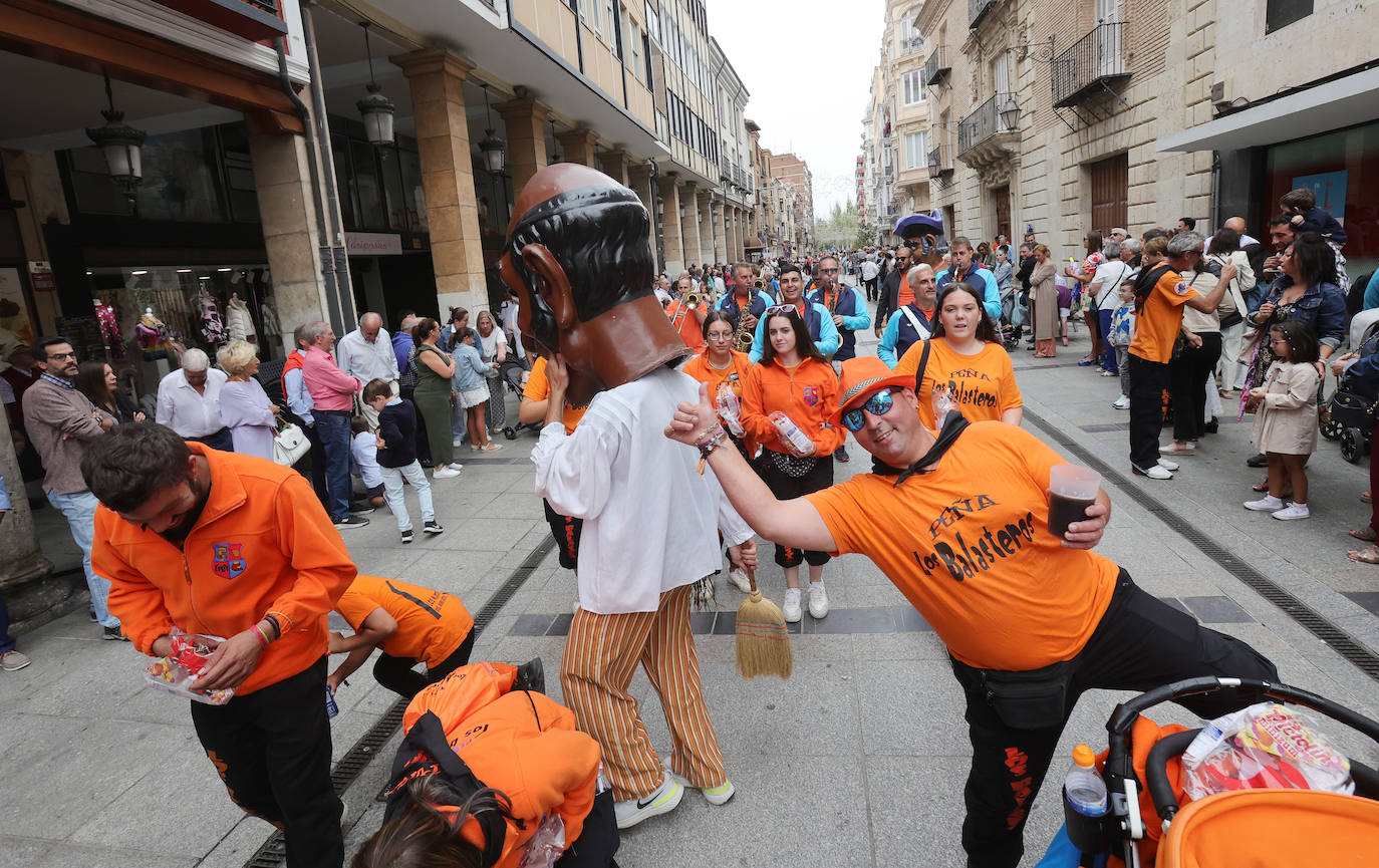 Los palentinos salen a la calle a celebrar San Antolín