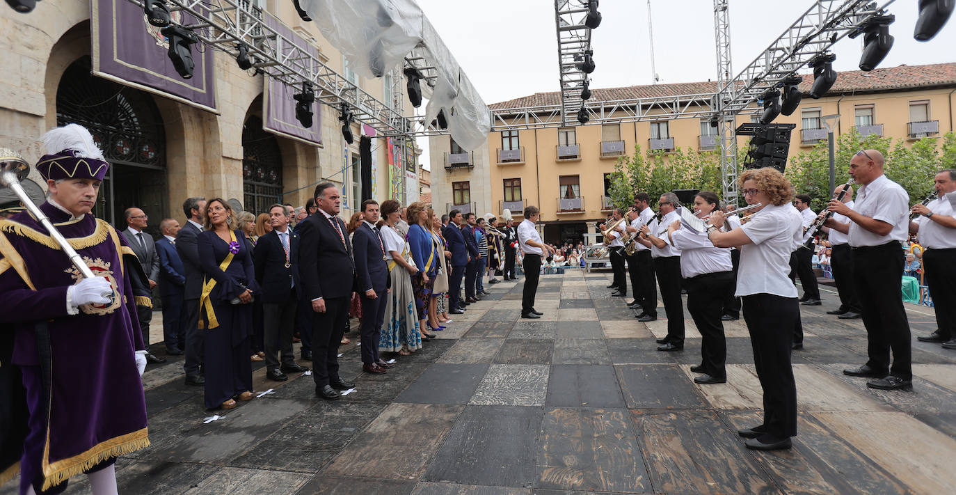 Los palentinos salen a la calle a celebrar San Antolín