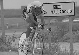 Melchor Mauri, luchando contra el crono en carreteras de la provincia.