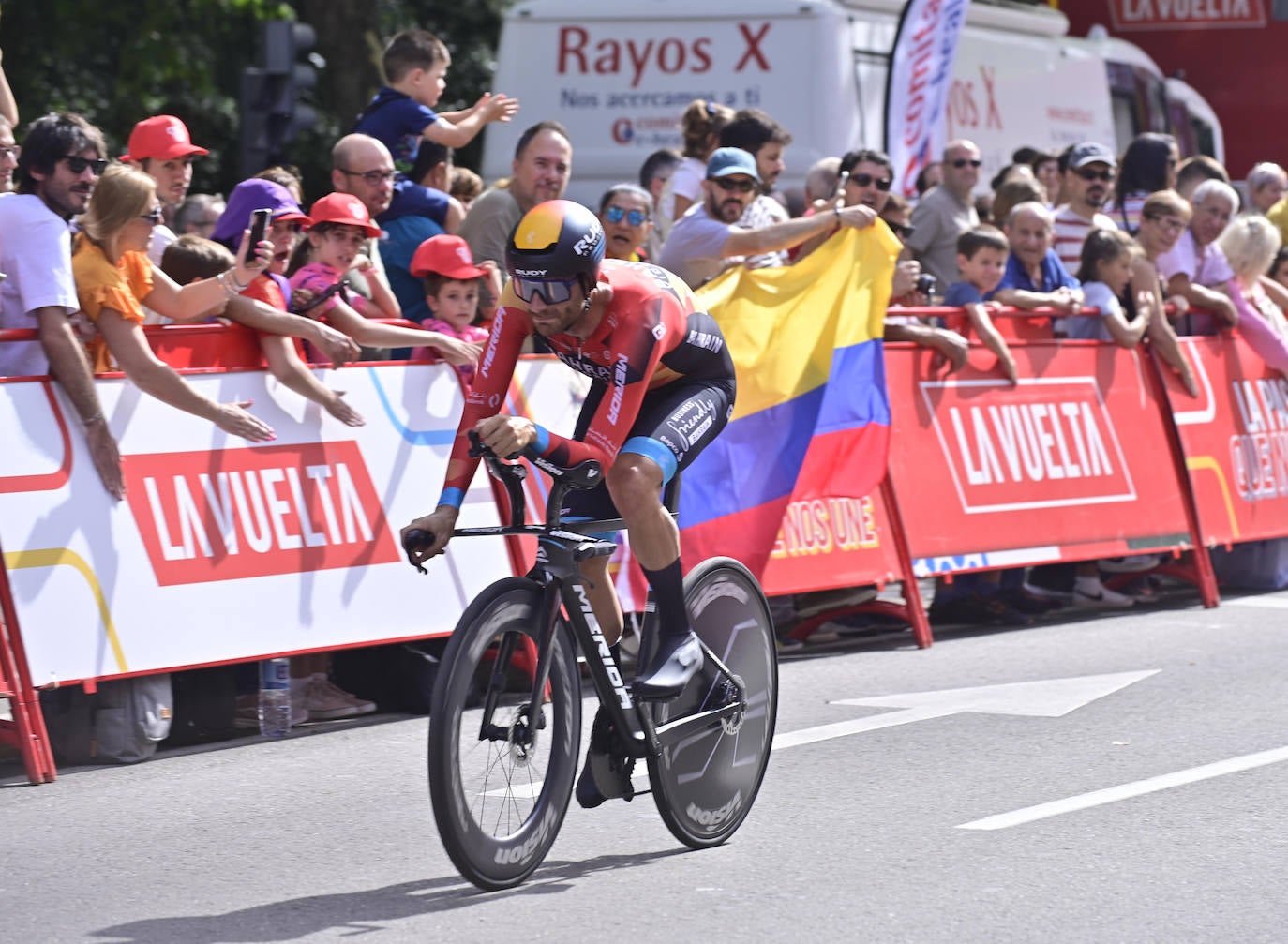 Valladolid se vuelca con La Vuelta en su etapa contrarreloj (2/3)