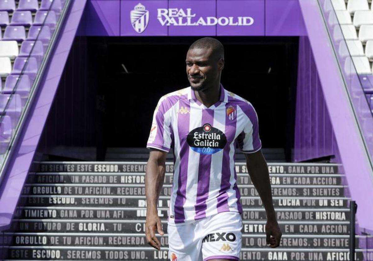 Mamadou Sylla, durante su presentación como nuevo jugador del Real Valladolid