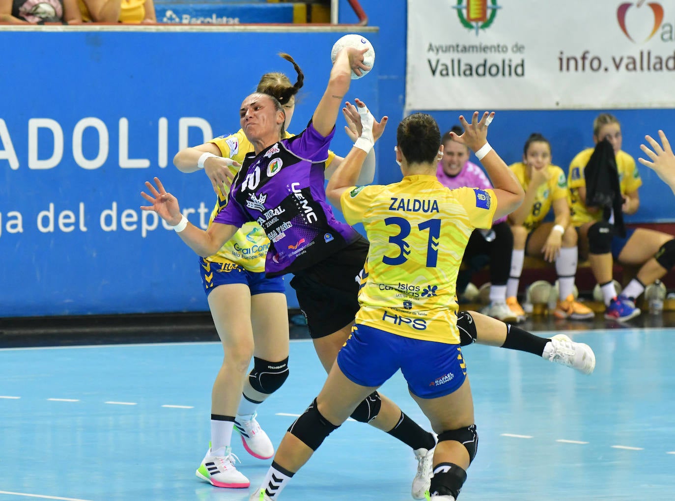 En imágenes, el partido del Balonmnao Aula Cultural