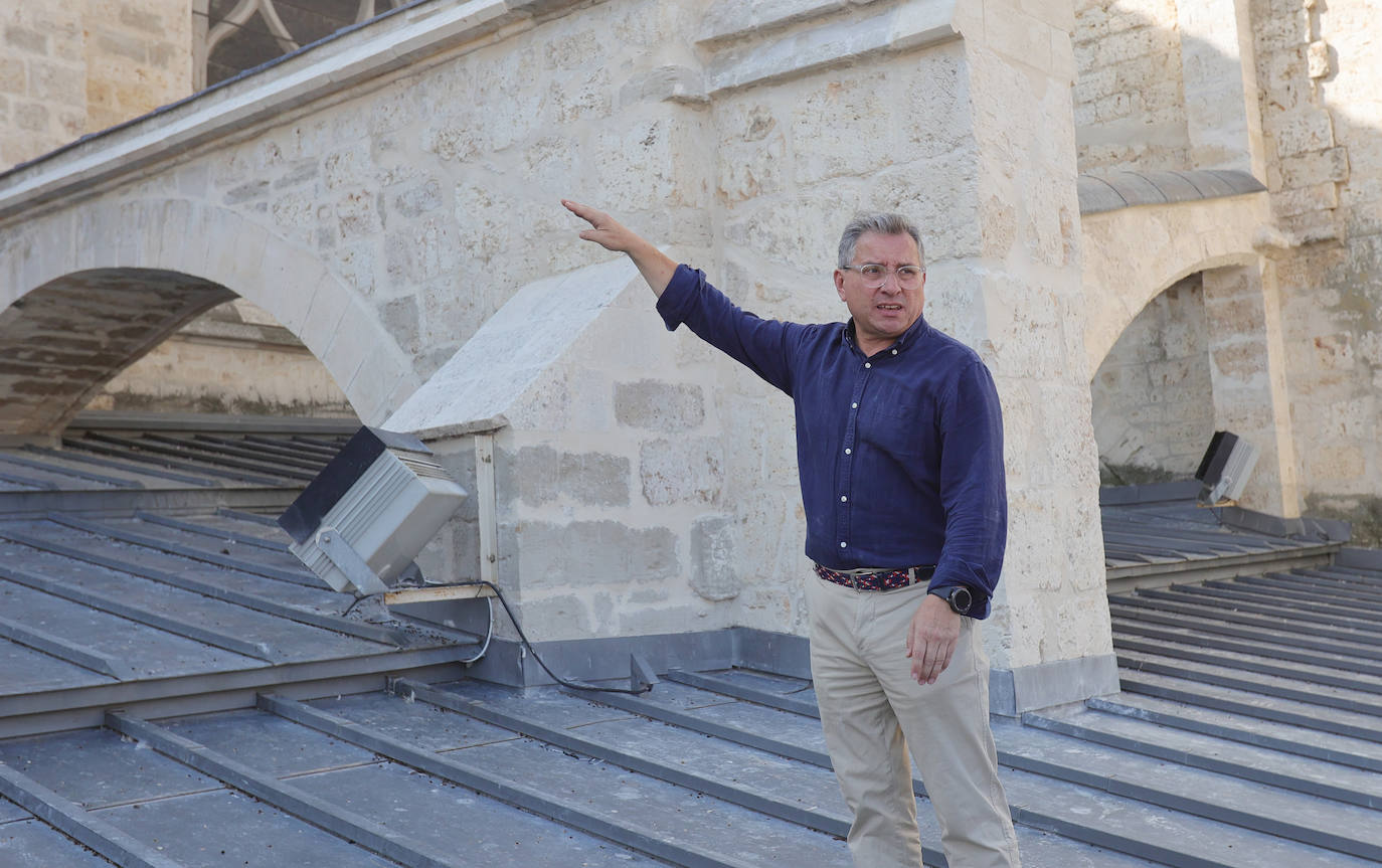 Las obras de restauración de la Catedral de Palencia la embellecen