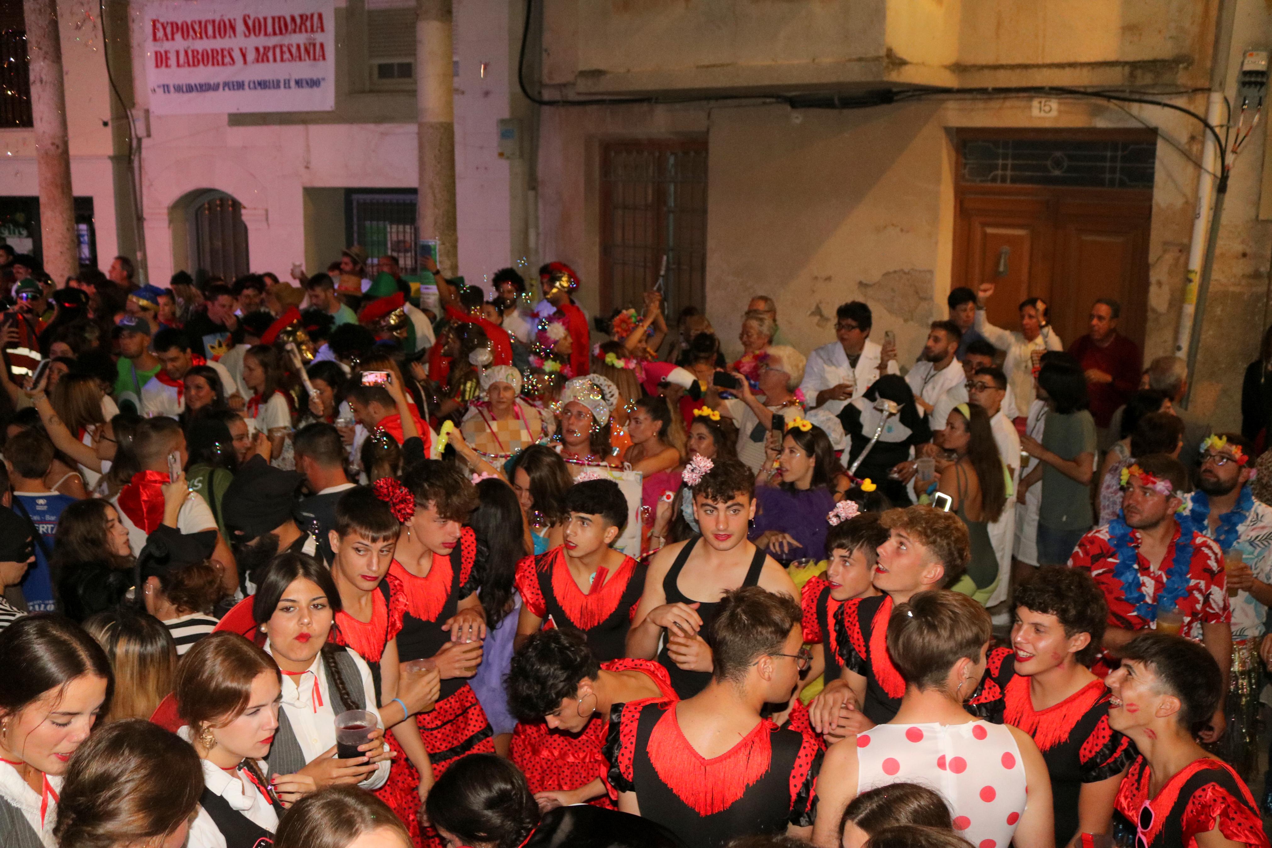 Baltanás vibró con su Nochevieja Carnavalera