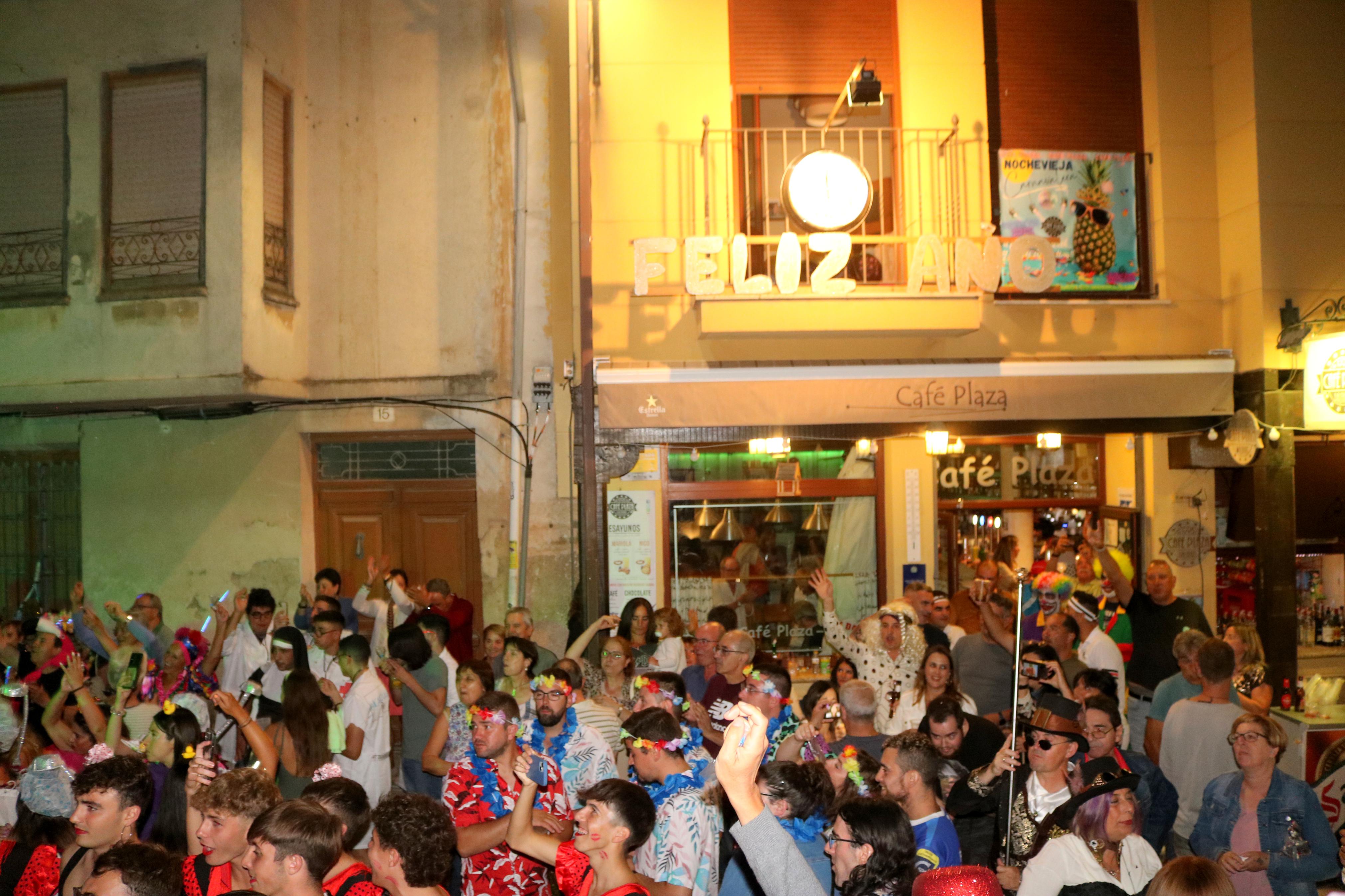 Baltanás vibró con su Nochevieja Carnavalera