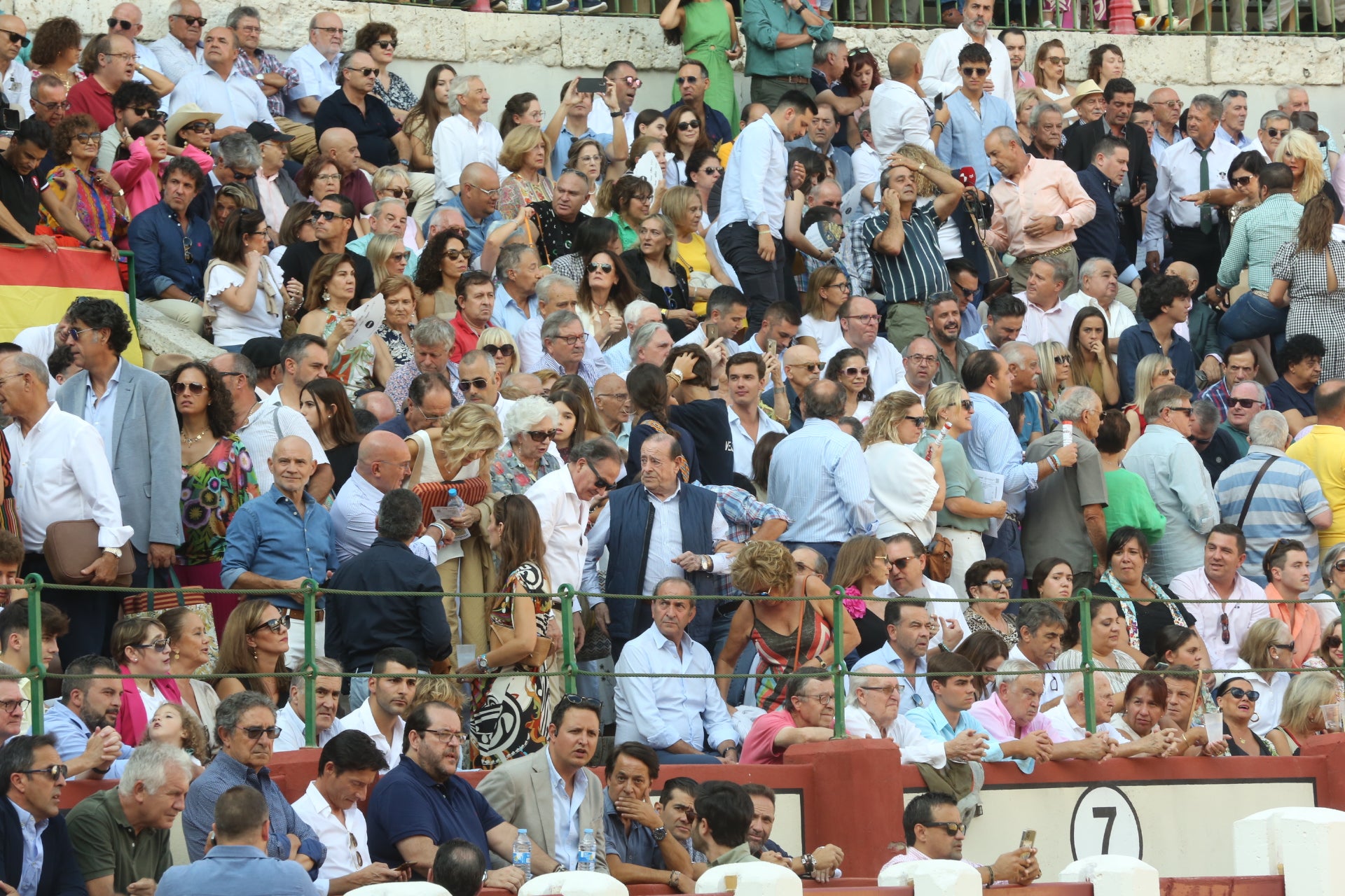 Búscate en los tendidos de la Plaza de Toros de Valladolid (1 de 2)