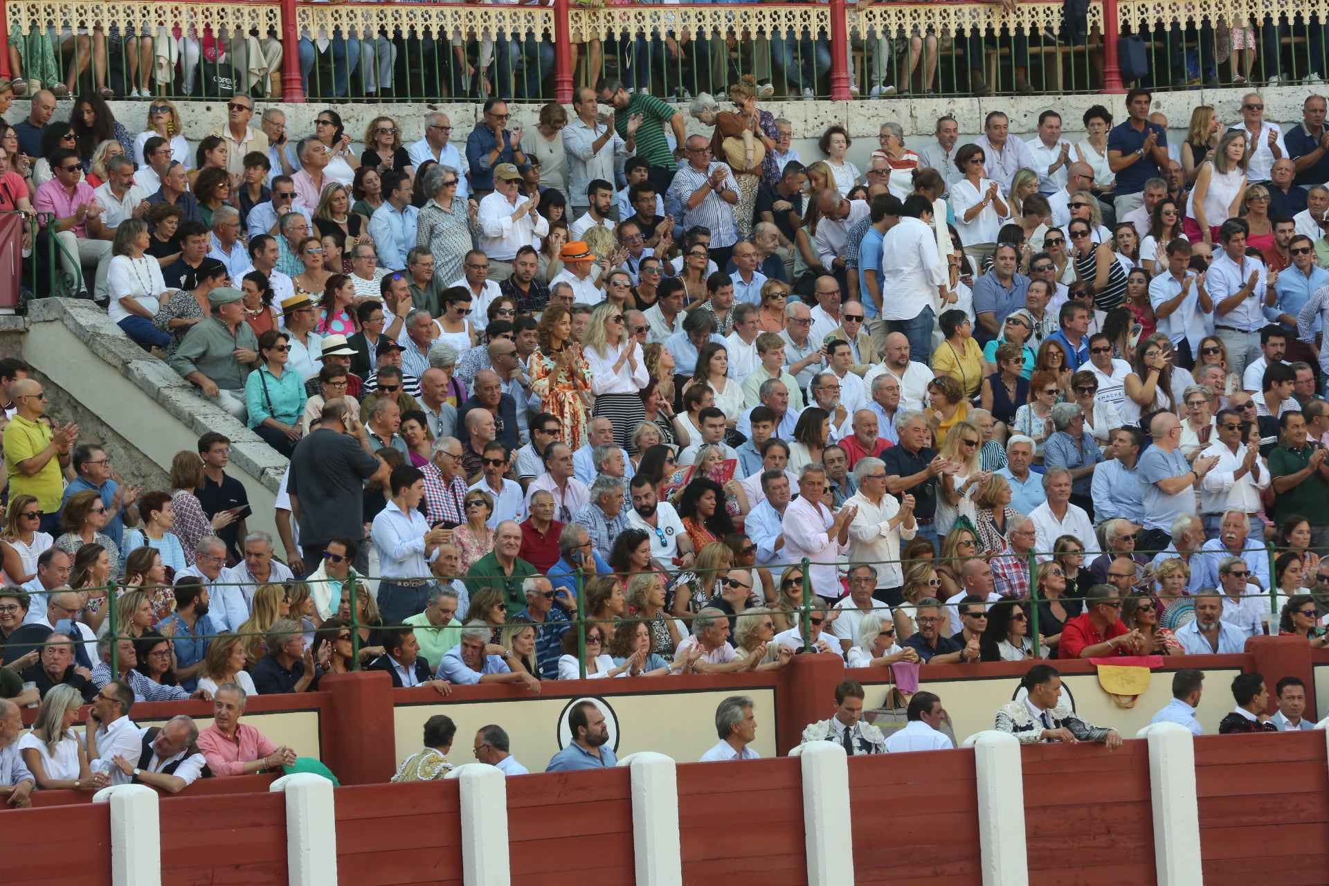 Búscate en los tendidos de la Plaza de Toros de Valladolid (2 de 2)