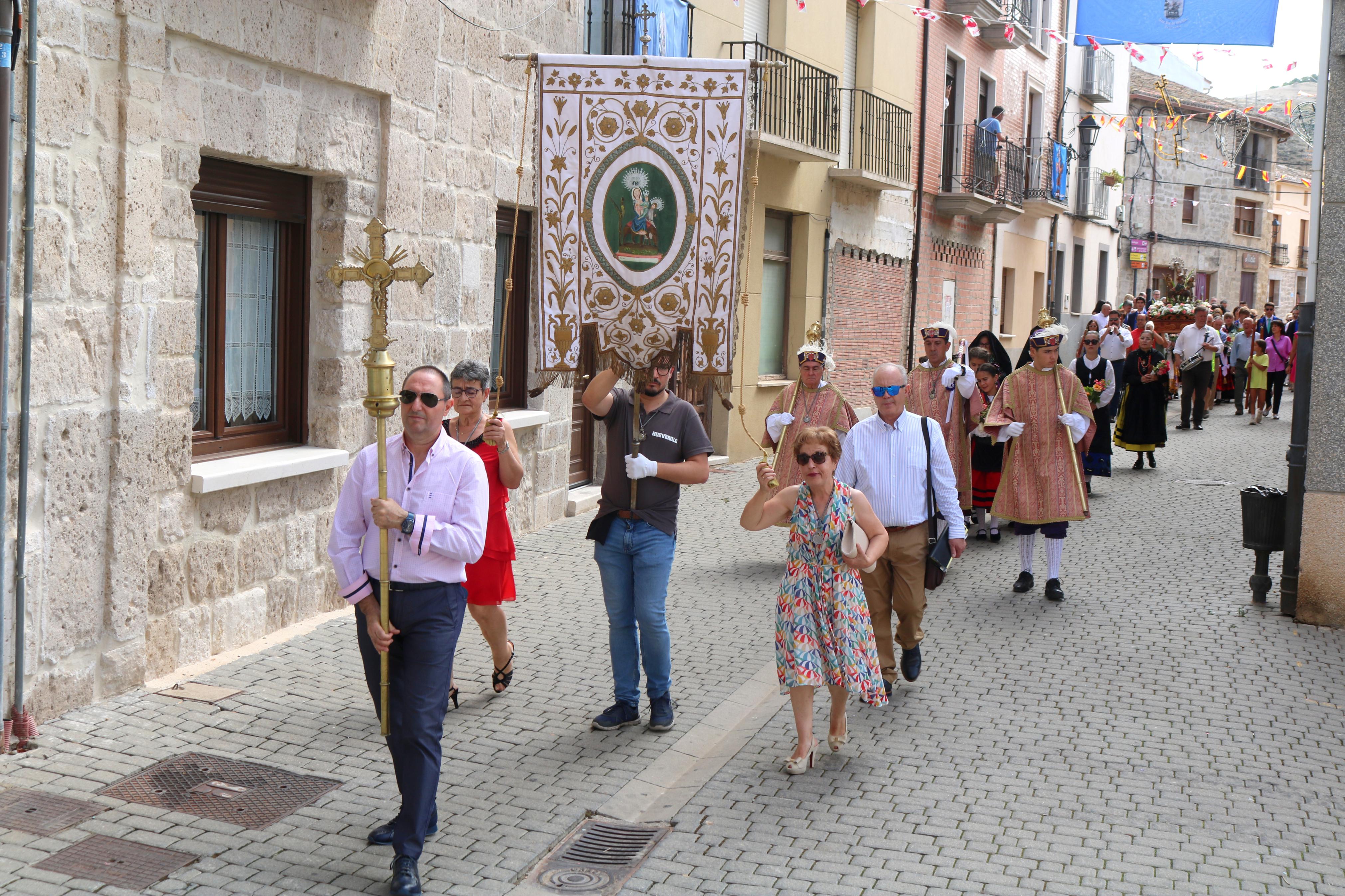 Baltanás se rinde a la Virgen de Revilla