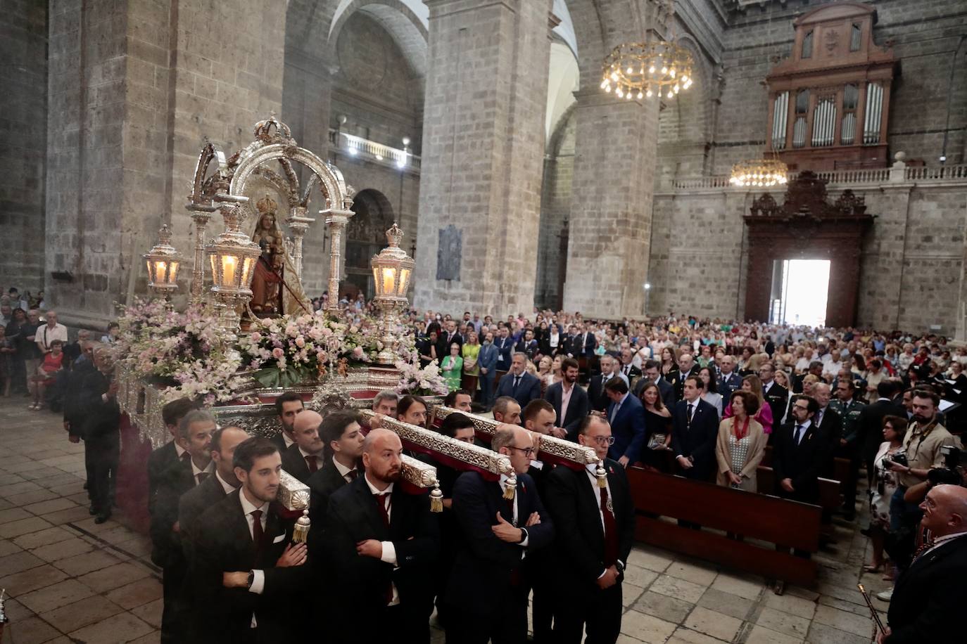 Misa y procesión de Nuestra Señora de San Lorenzo en las Fiestas de Valladolid