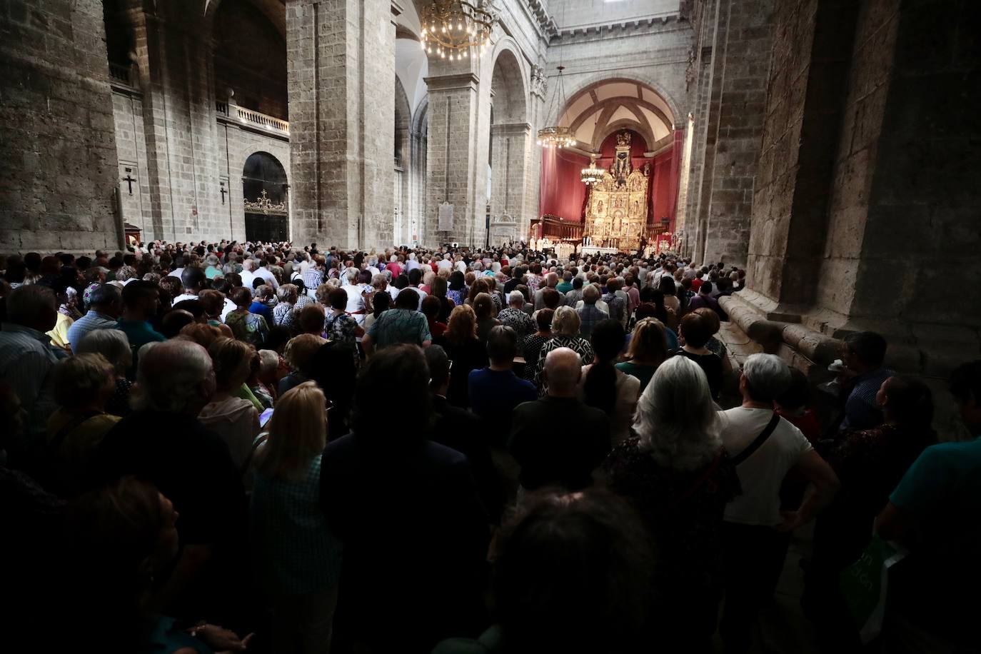 Misa y procesión de Nuestra Señora de San Lorenzo en las Fiestas de Valladolid