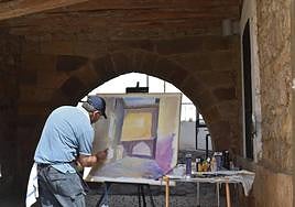 Artistas y lienzos invaden la villa de Aguilar