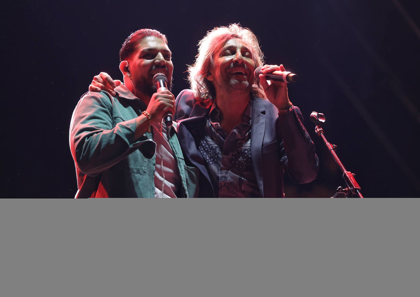 Antonio Carmona y Niña Pastori en sus conciertos de la Plaza Mayor de Valladolid