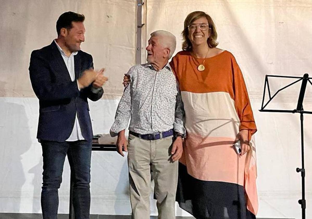 Melgar del Yuso homenajea a José Antonio Arija por su dedicación a la política