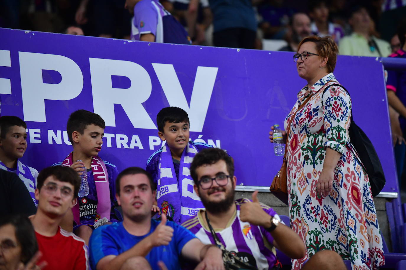 Búscate en la grada del José Zorrilla (1 de 5)