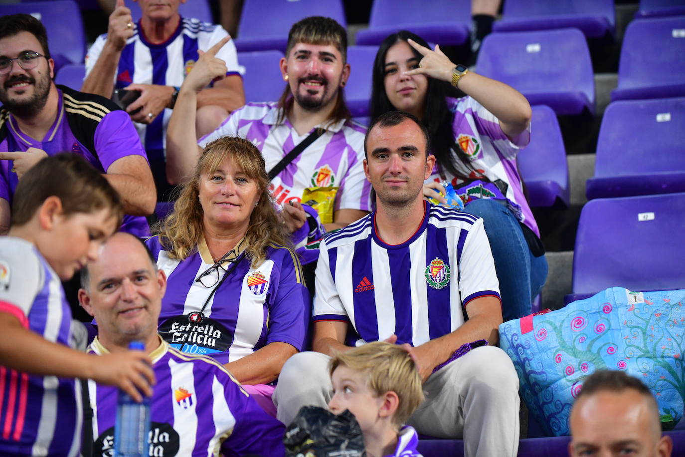 Búscate en la grada del José Zorrilla (2 de 5)