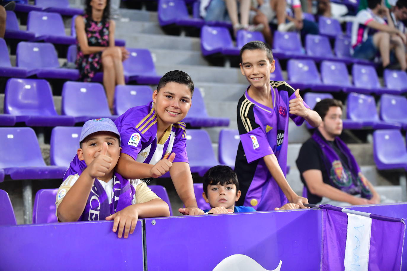 Búscate en la grada del José Zorrilla (2 de 5)