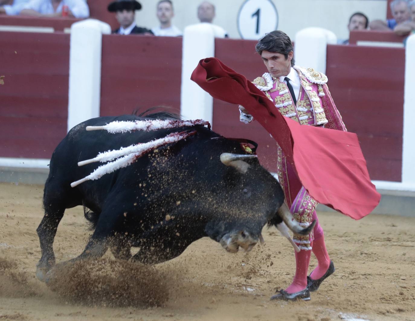 Los toros de la ganadería de Victoriano del Río ofrecieron un gran espectáculo