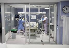 Personal sanitario en un hospital.