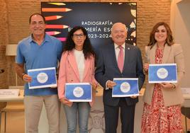 José Canales, director Escuela IDEO; Guadalupe Fontán, coordinadora del Instituto Español de Investigación Enfermera del Consejo General de Enfermería; Florentino Pérez Raya, presidente del Consejo General de Enfermería, y Tamara Domingo, enfermera del Instituto Español de Investigación Enfermera del Consejo General de Enfermería.