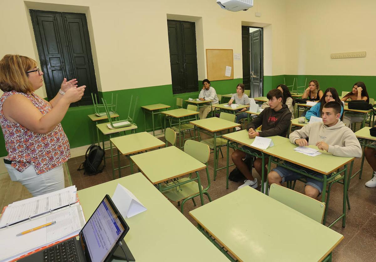 Clase de primer curso de Bachillerato, este miércoles en el instituto Jorge Manrique.