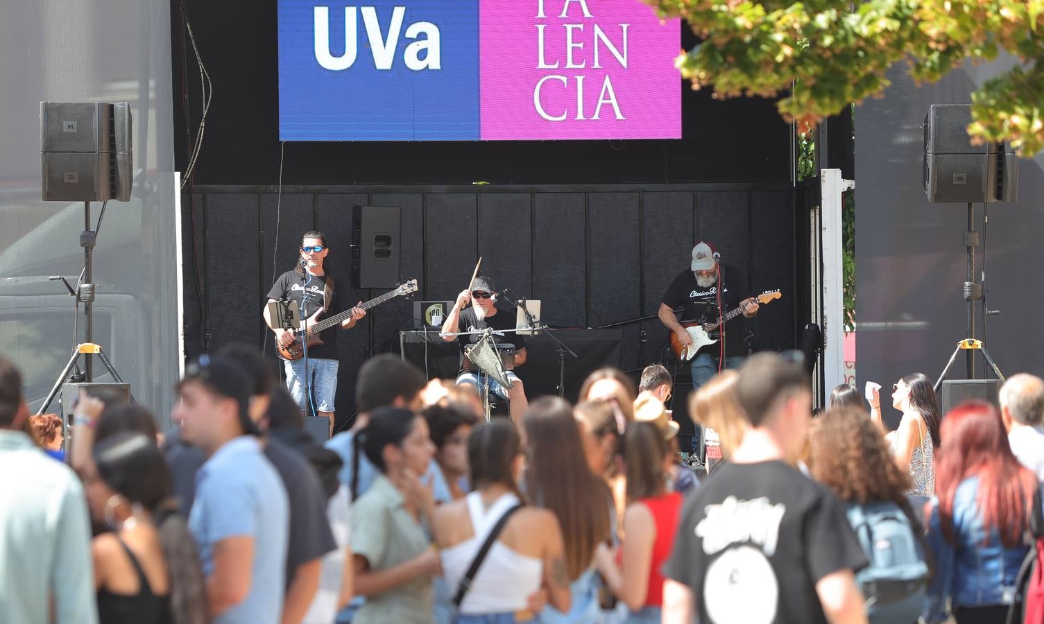 Palencia celebra la apertura del curso con música de Djs