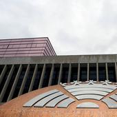 El conflicto laboral de la empresa de la cafetería de las Cortes afecta a 72 trabajadores