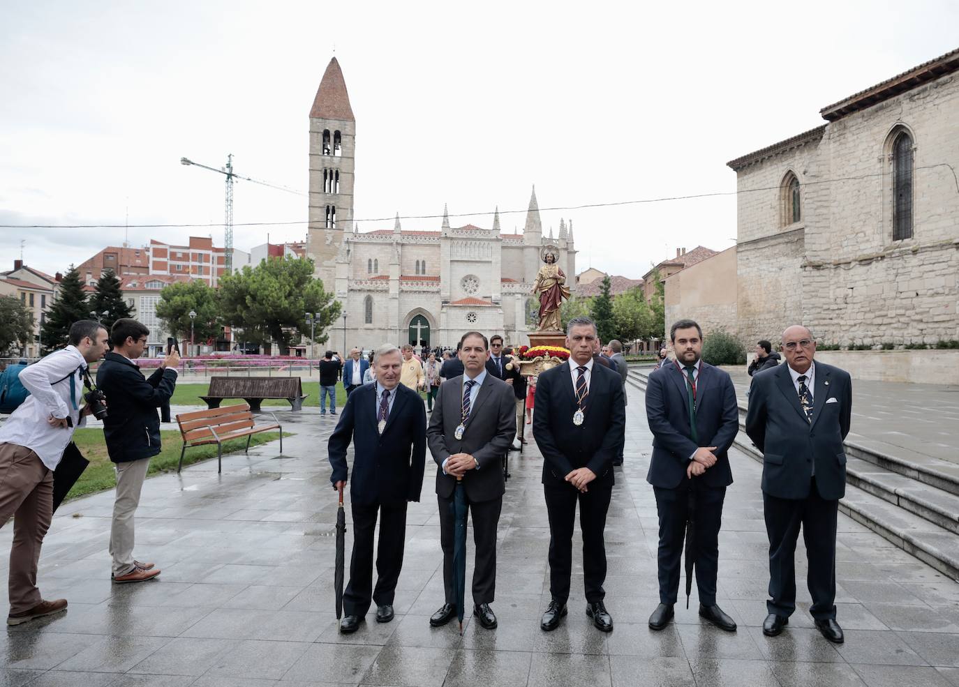 La procesión de las Angustias y la Preciosísima Sangre, en imágenes