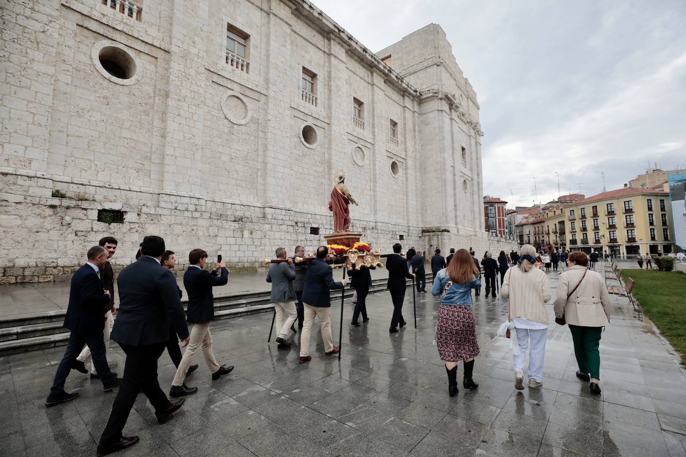 La procesión de las Angustias y la Preciosísima Sangre, en imágenes