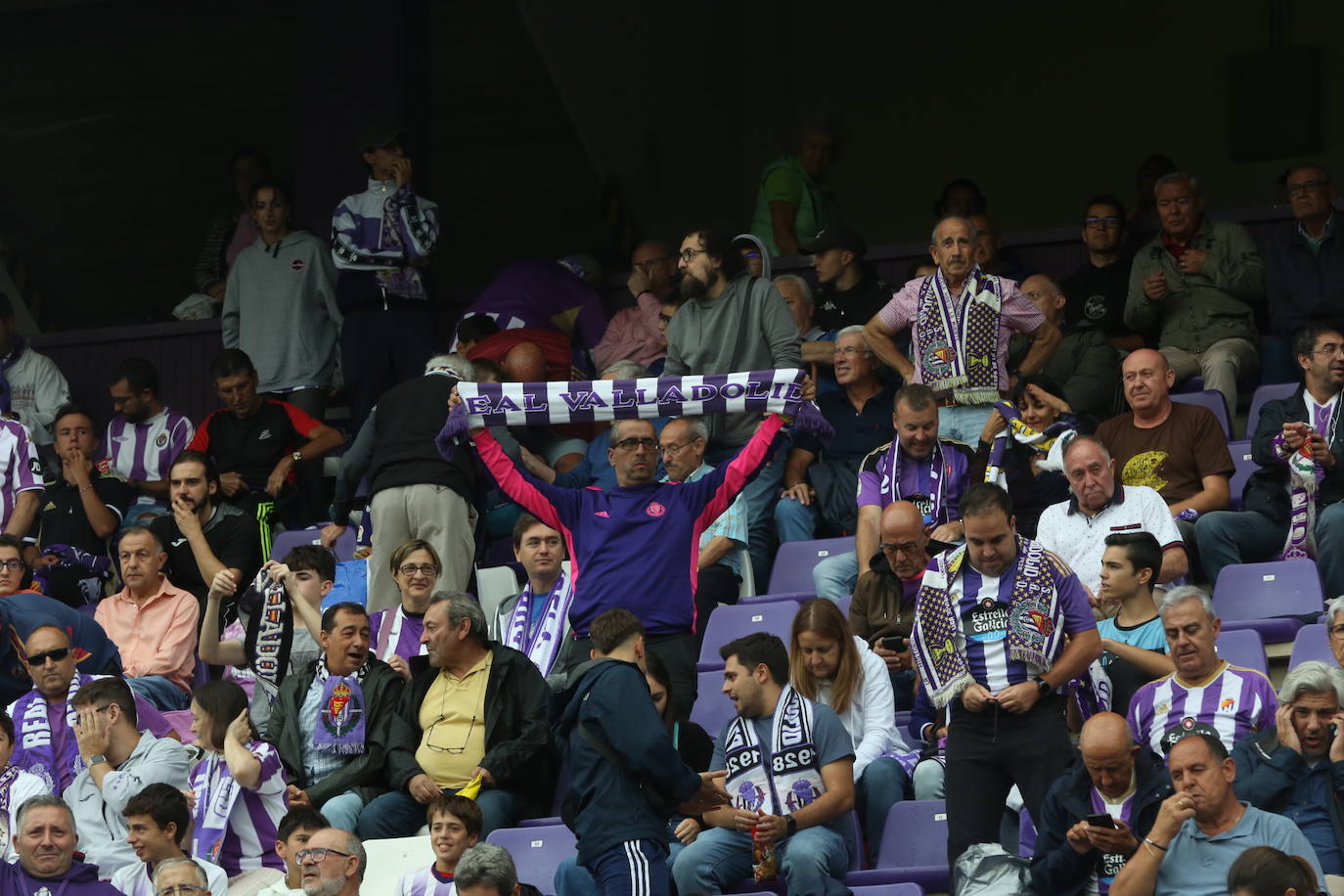 Búscate en las gradas del José Zorrilla (3/4)