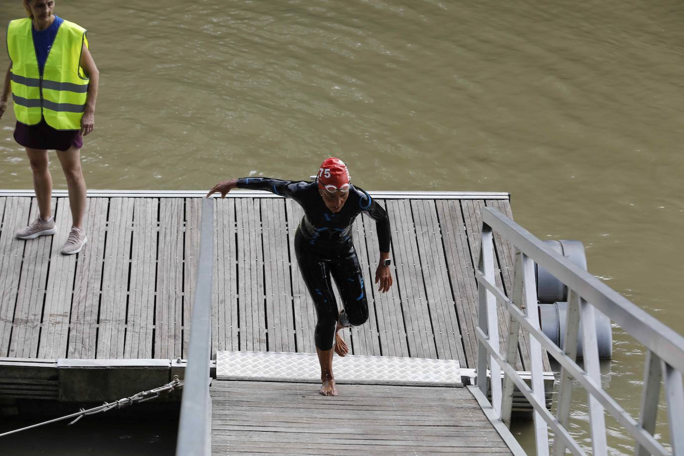 El Triatlón Bodegas de Valbuena de Duero, en imágenes