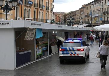 Avenida del Acueducto o nada: las ferias rechazan su traslado al paseo del Salón