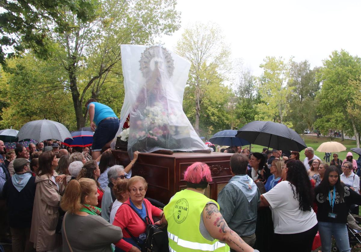 Romería de la Virgen del Henar pasada por agua