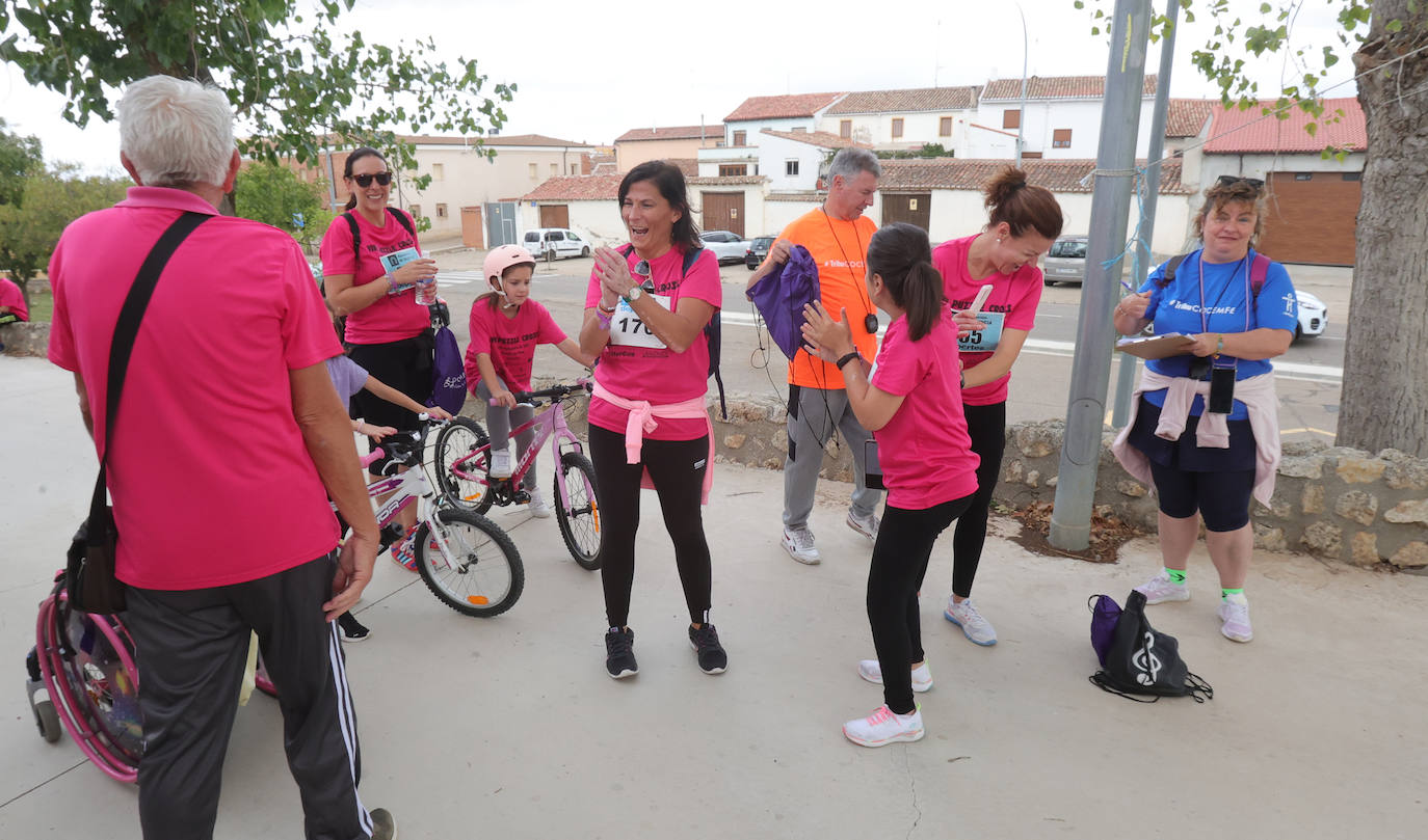 Puzzles y kilómetros solidarios en Paredes de Nava