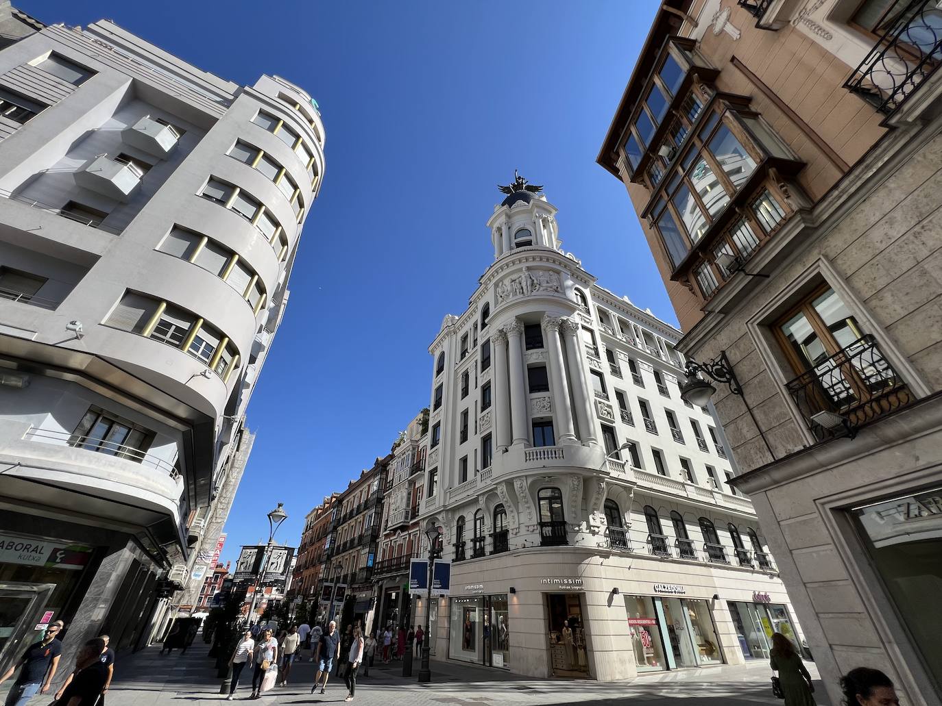 Una singular vivienda en uno de los edificios más emblemáticos de Valladolid