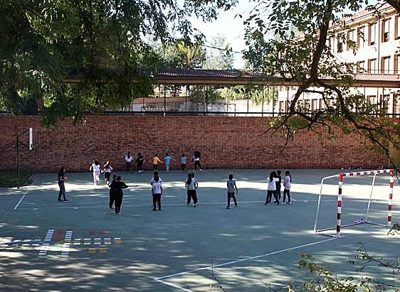 Patio del CEIP San José, en la capital segoviana.