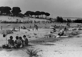 Hubo una época en la que las playas de Puente Duero fueron conocidas como 'Beniduero' por la gran afluencia de bañistas.