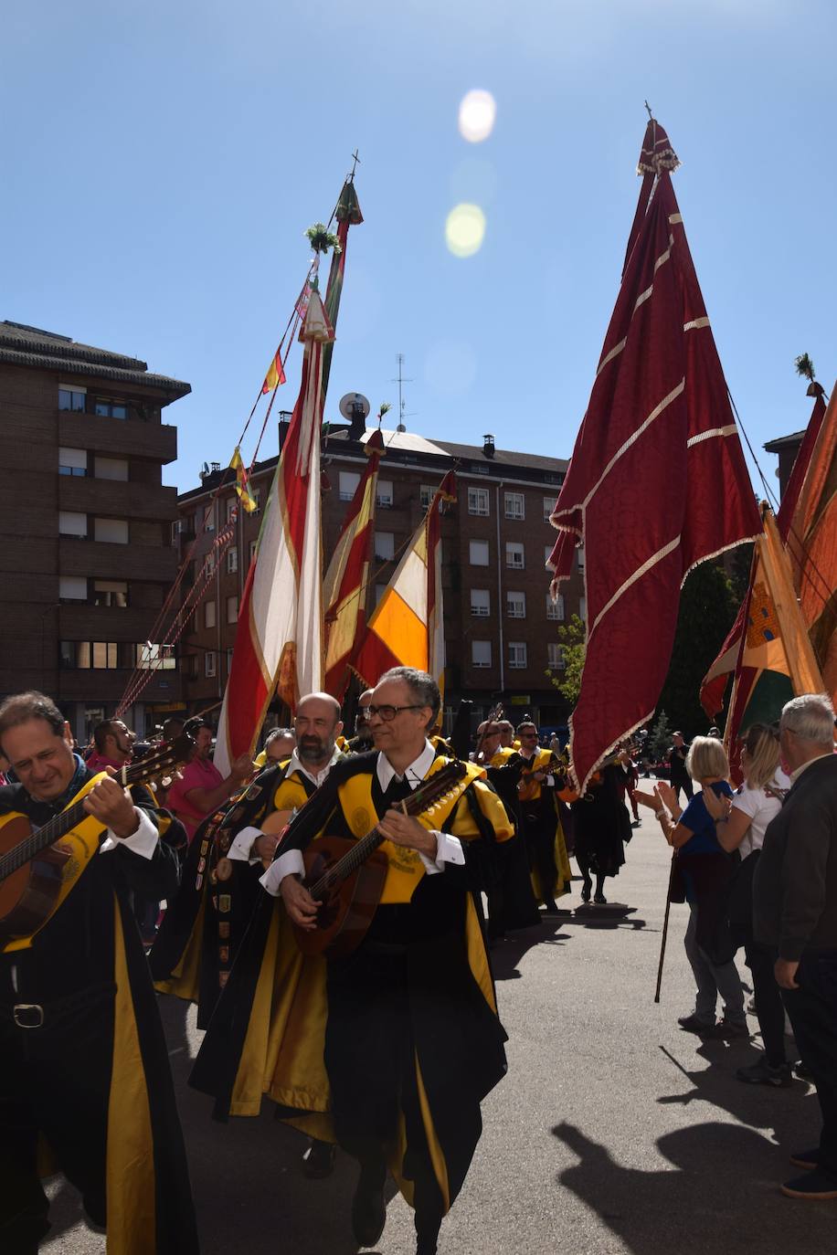 Homenaje en Guardo al peregrino